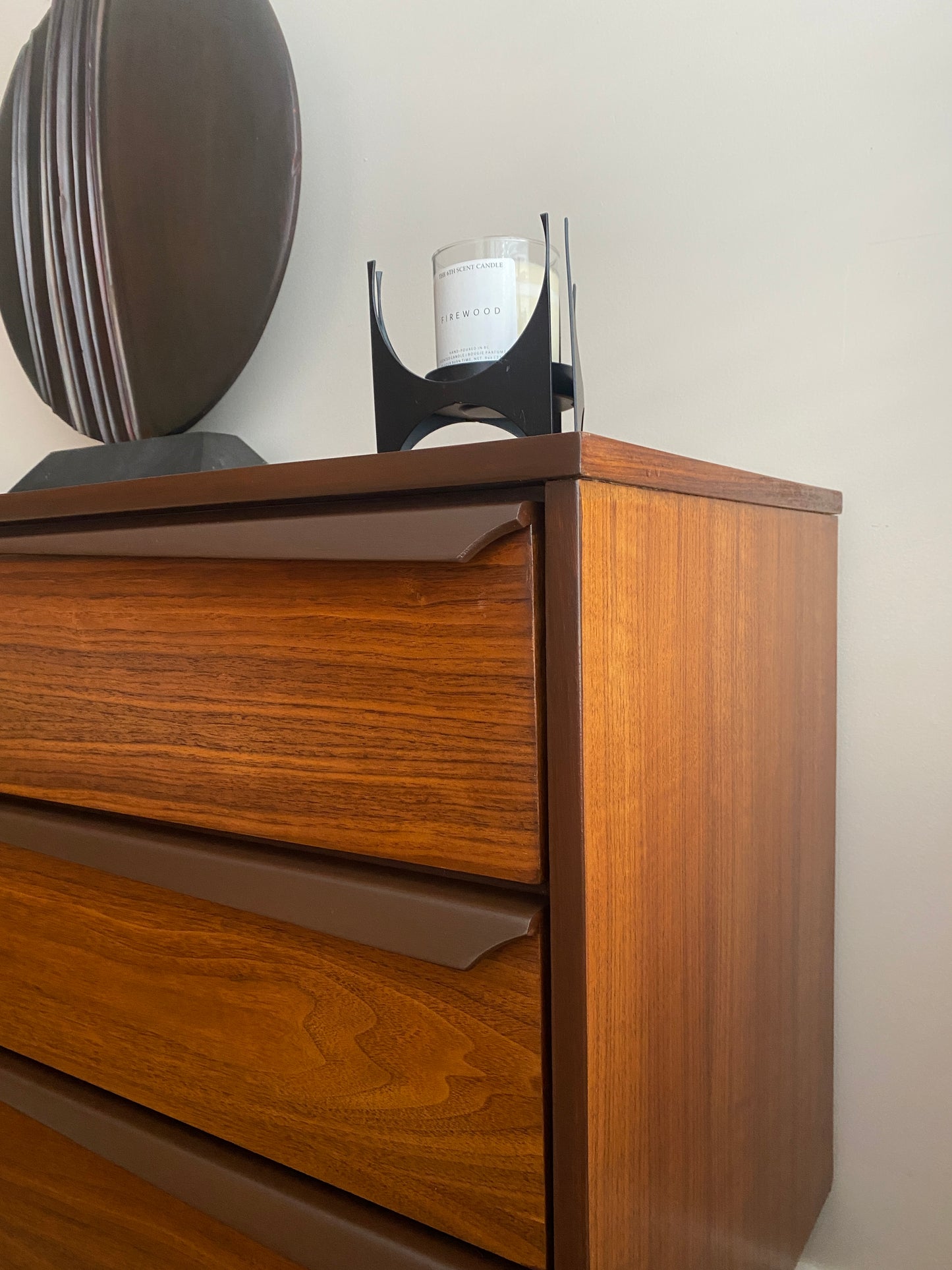 Vintage Mid Century Modern 7 Drawer Dresser with Angled Pulls by Vic Art for Victoriaville Furniture