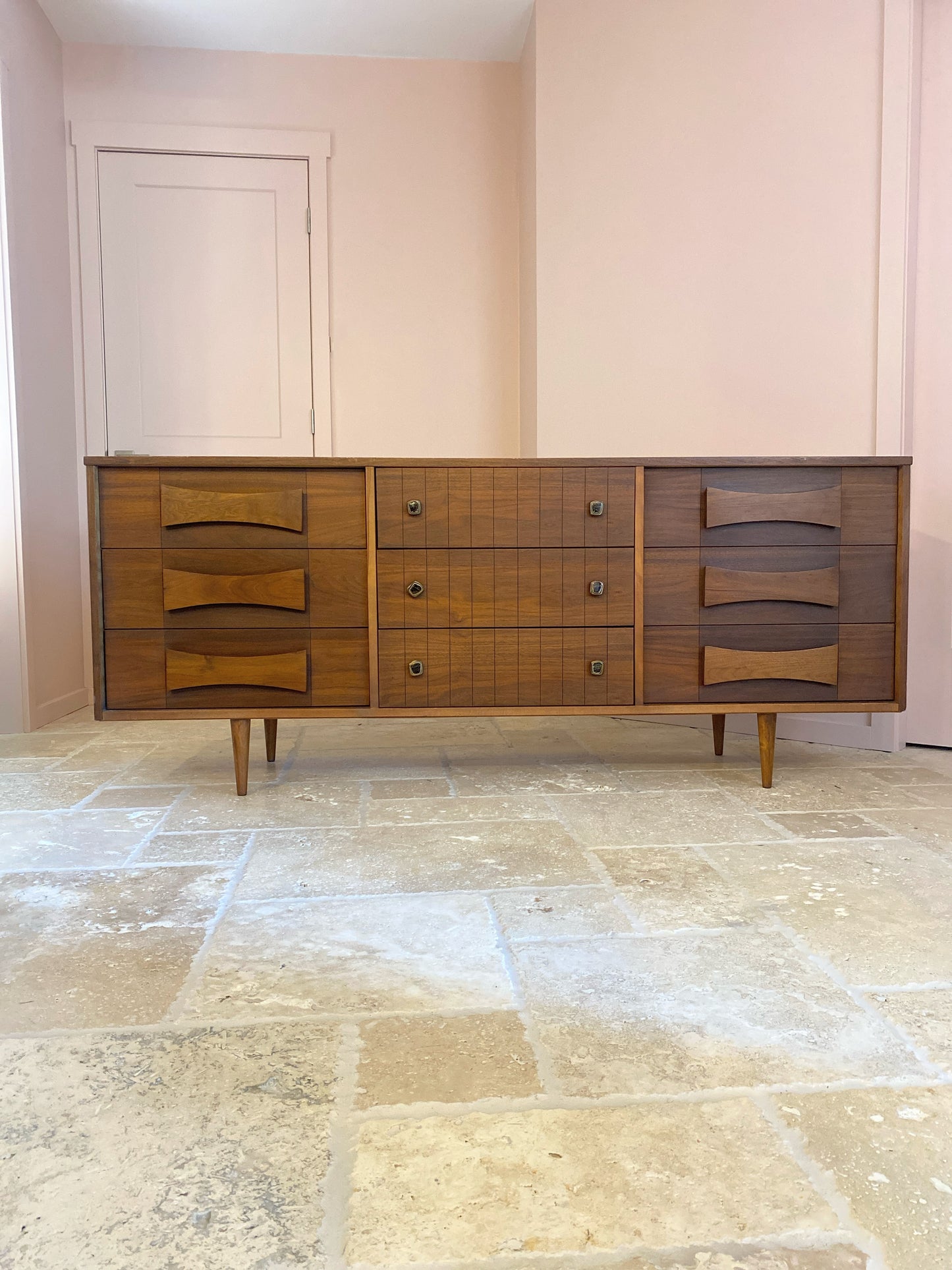 Mid Century Modern Dresser with Ceramic Brutalist pulls and Bow-Tie Handles