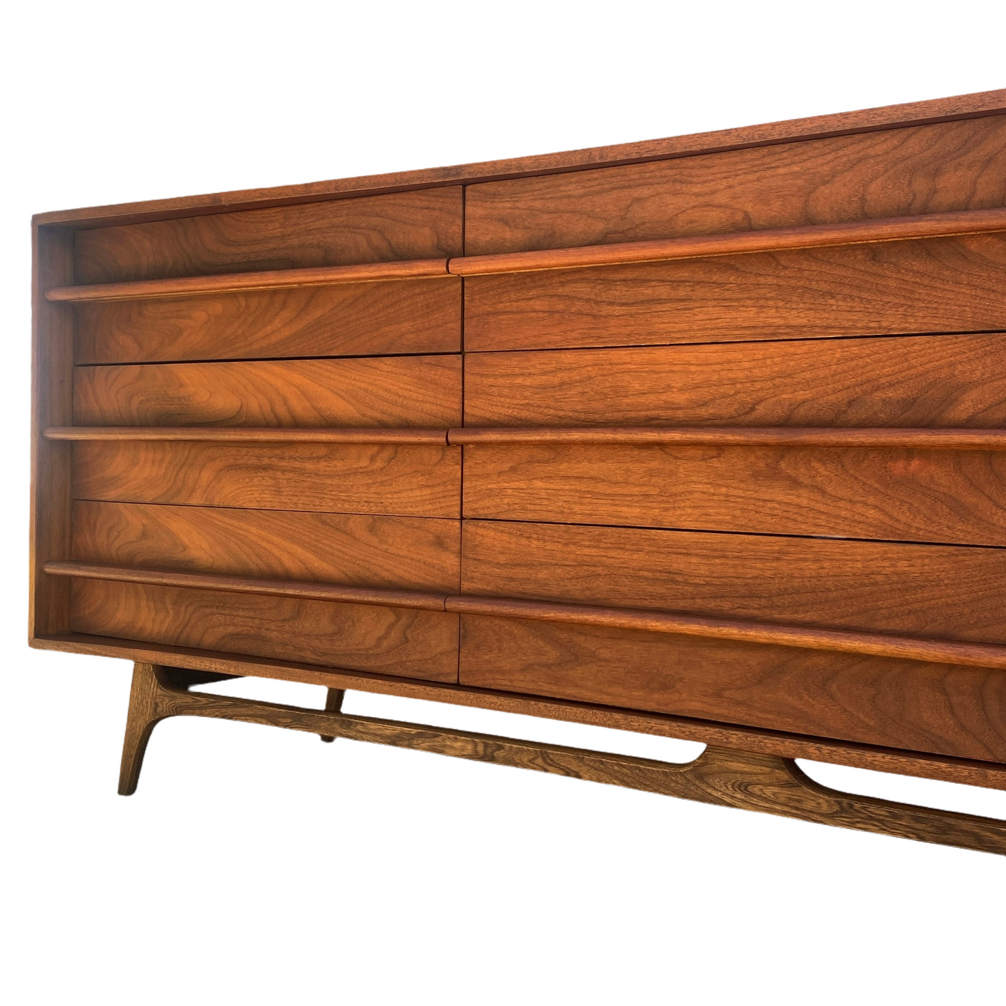 Vintage Mid Century Modern Young Manufacturing Co. Walnut Veneer Dresser