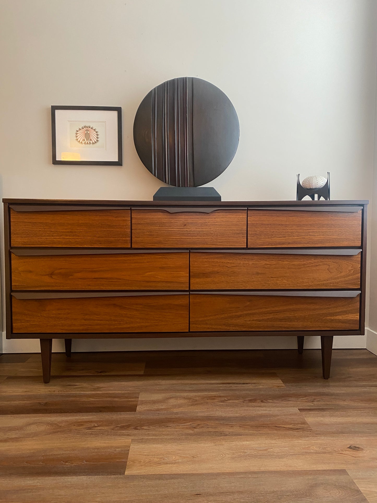 Vintage Mid Century Modern 7 Drawer Dresser with Angled Pulls by Vic Art for Victoriaville Furniture