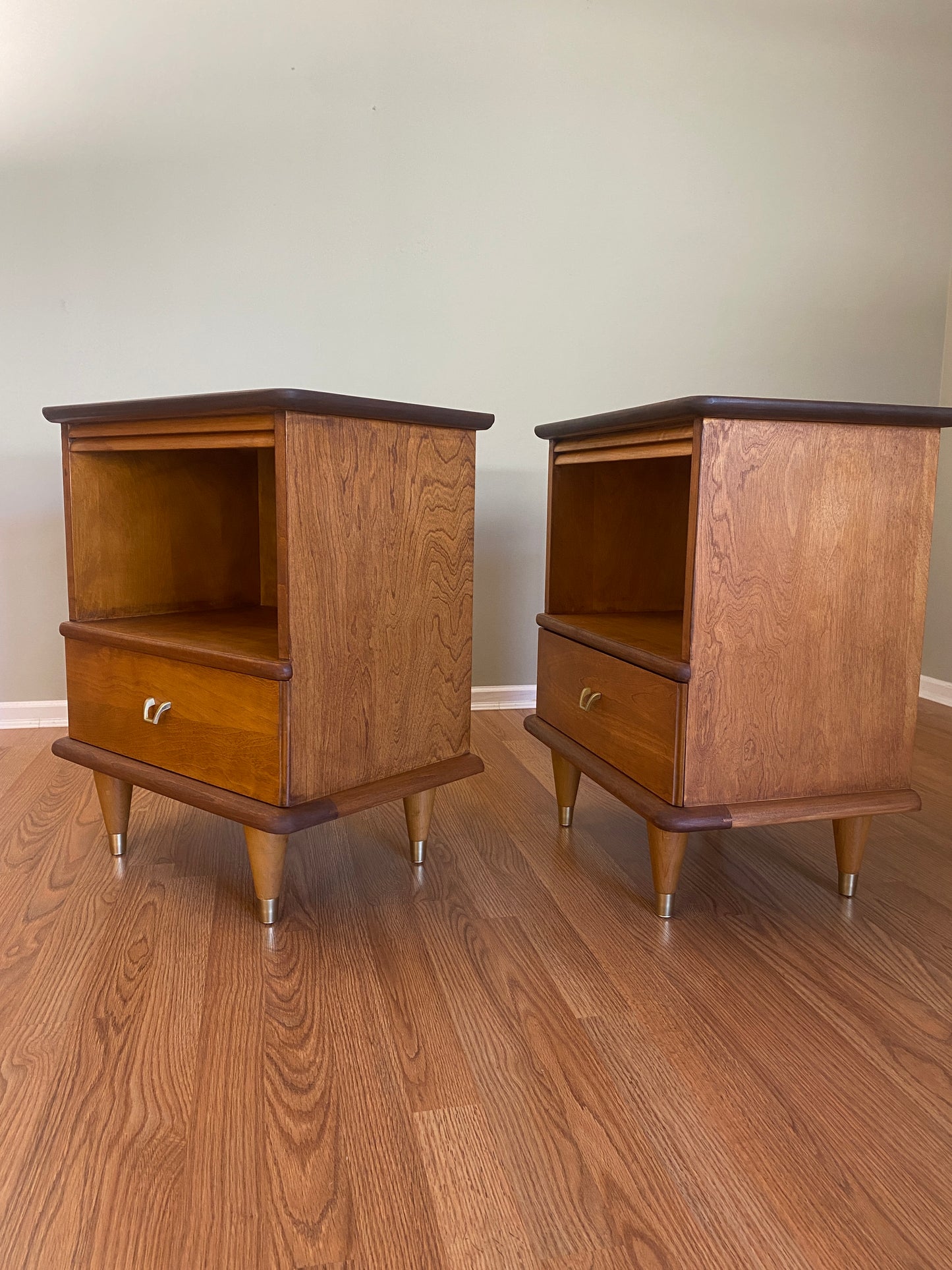 Vintage Pair of Mid Century 1950s Bedside Tables
