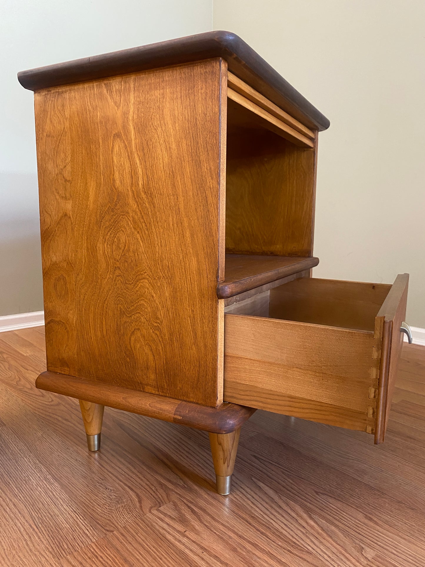 Vintage Pair of Mid Century 1950s Bedside Tables