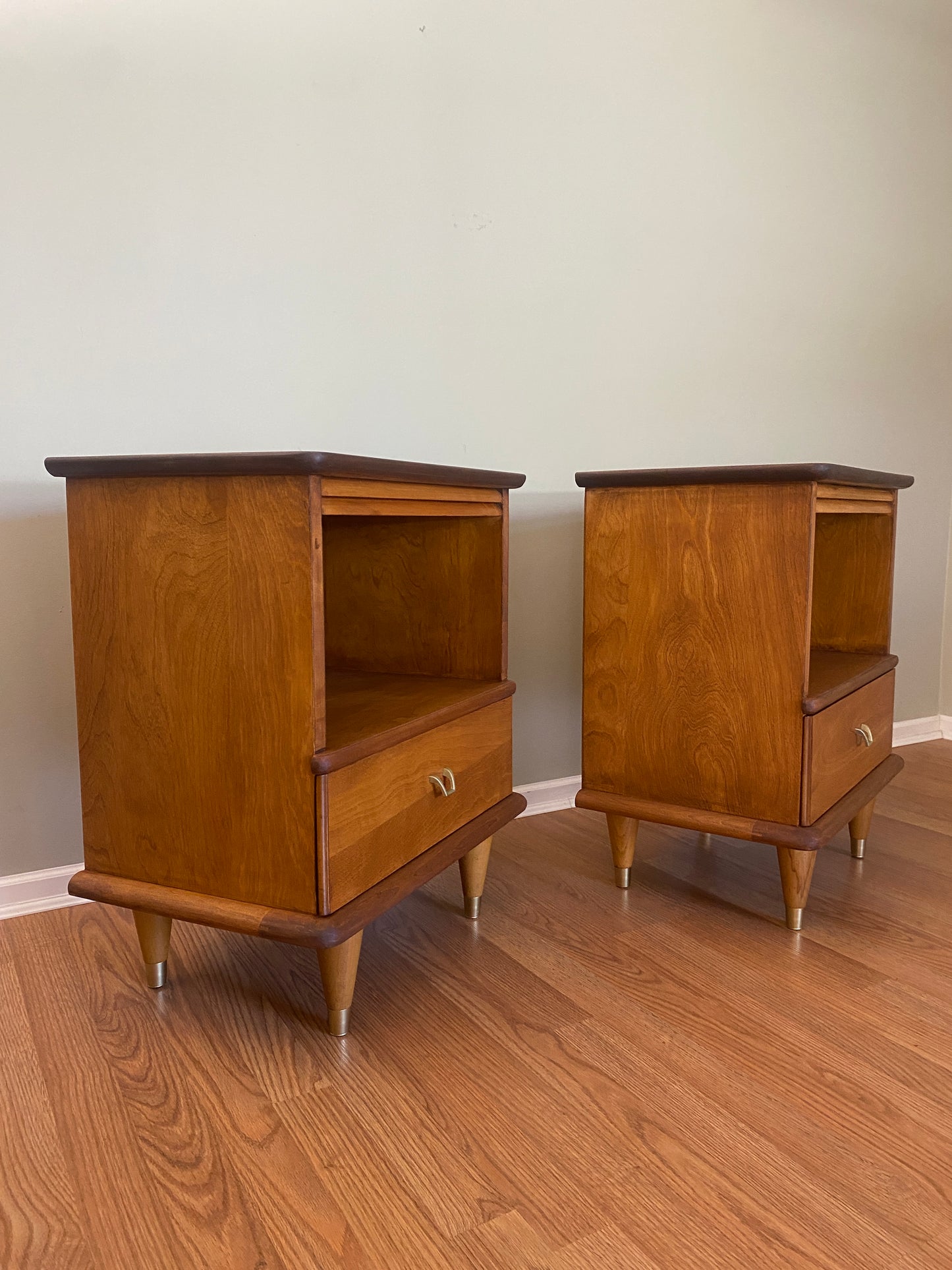 Vintage Pair of Mid Century 1950s Bedside Tables