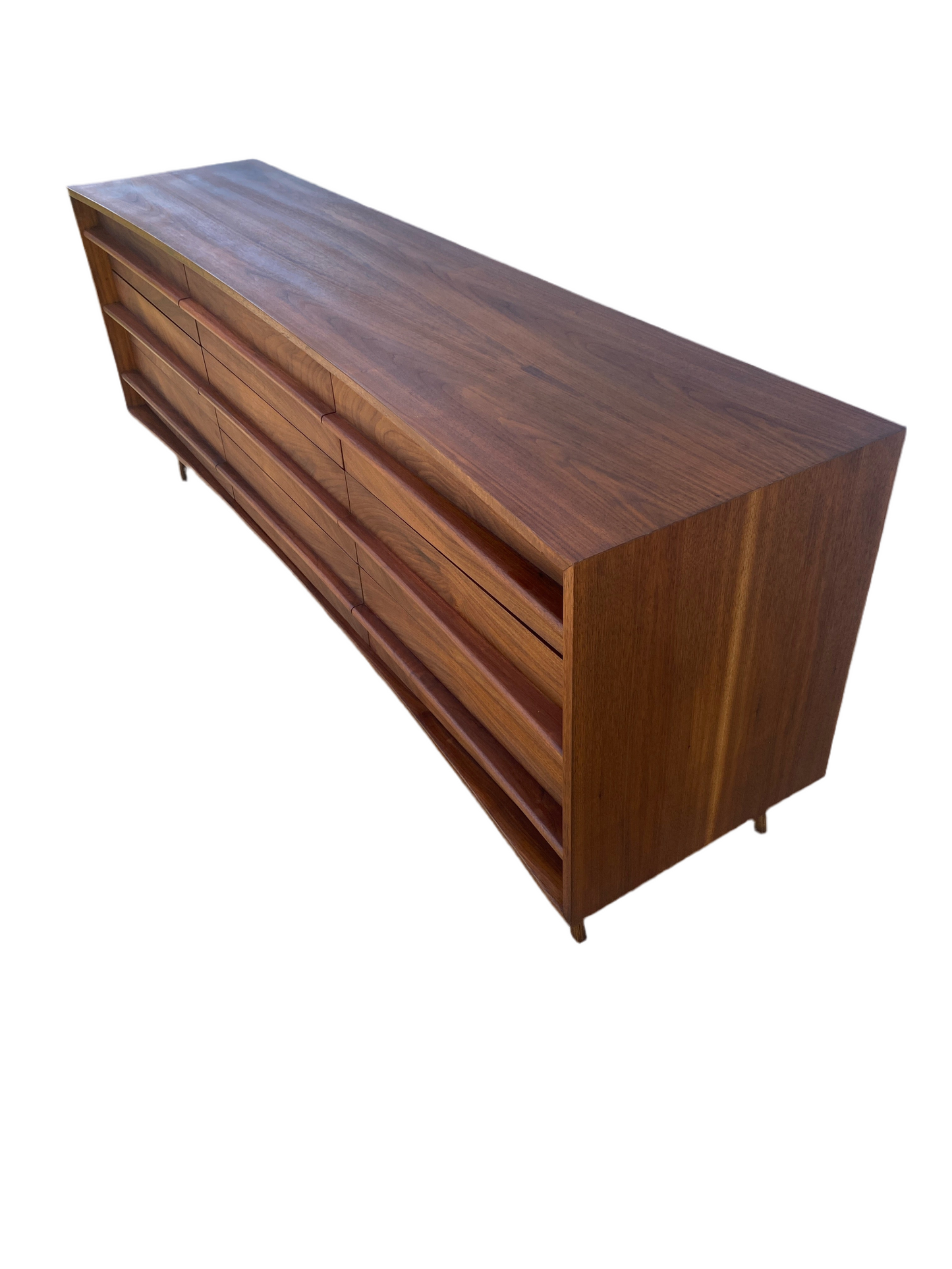 Vintage Mid Century Modern Young Manufacturing Co. Walnut Veneer Dresser