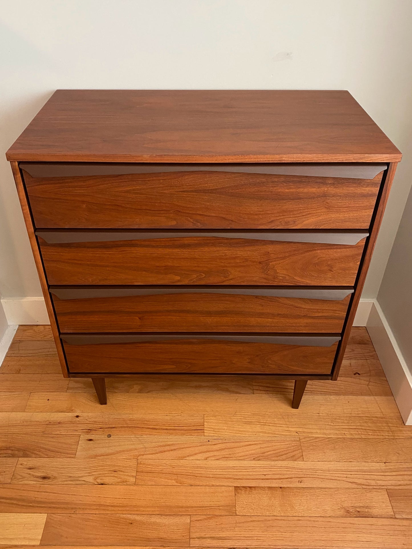 Vintage Mid-century Modern Vic Art 4 Drawer Tall Dresser