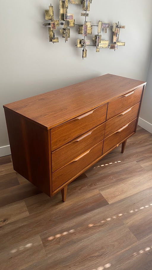 Vic Art Mid Century Modern Walnut 6 Drawer Dresser