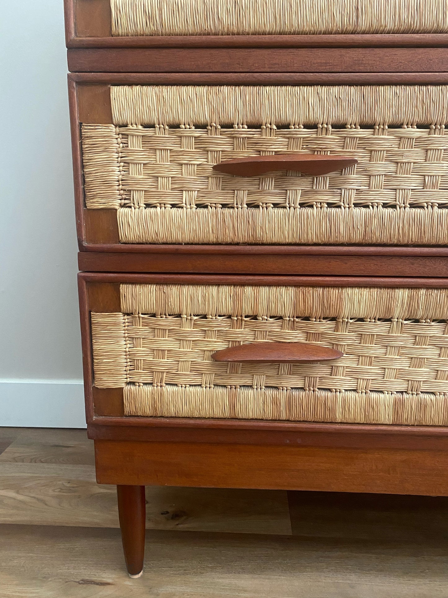 Mid Century Modern Compact 3-Drawer Vintage Dresser