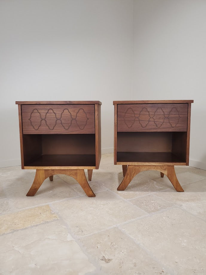 Mid Century Modern Walnut Nightstands - Matching Pair