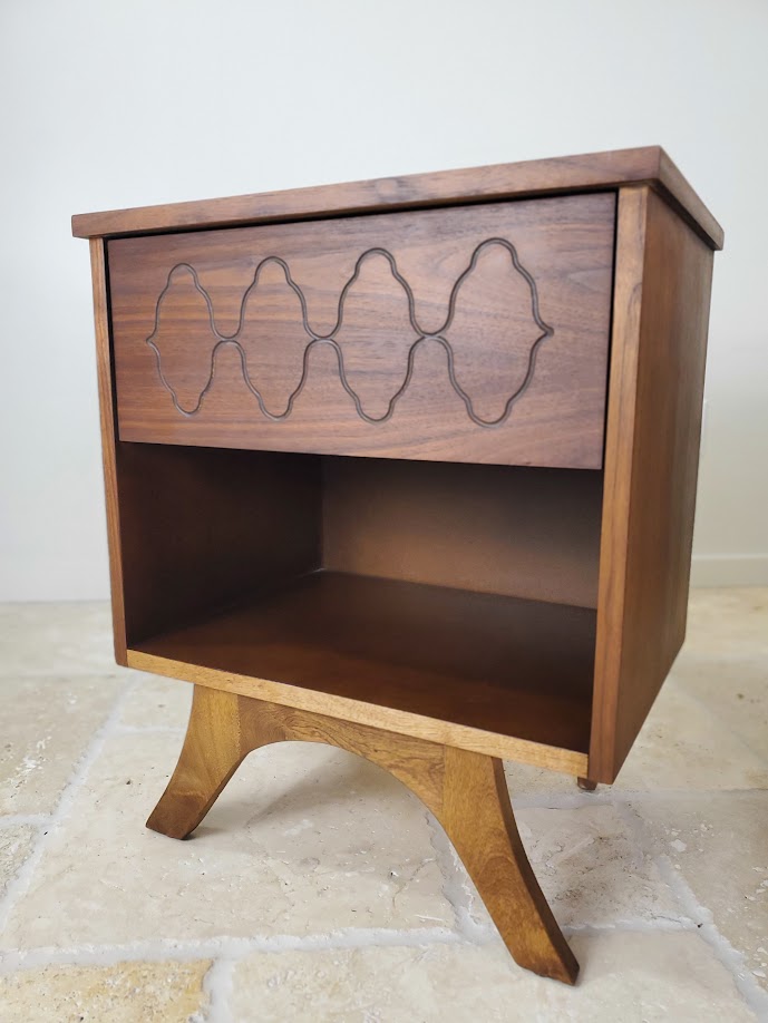 Mid Century Modern Walnut Nightstands - Matching Pair