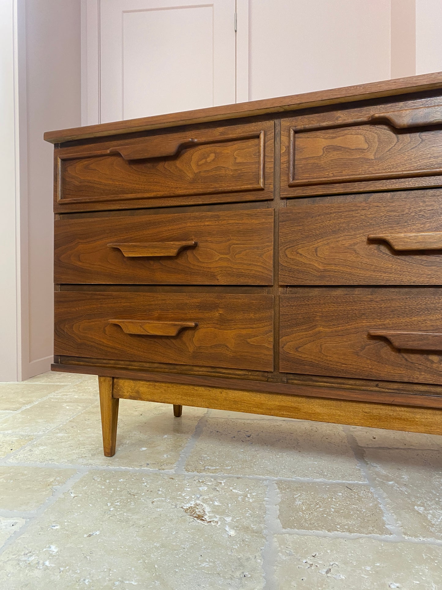 Mid Century Modern 9 Drawer Storage Dresser