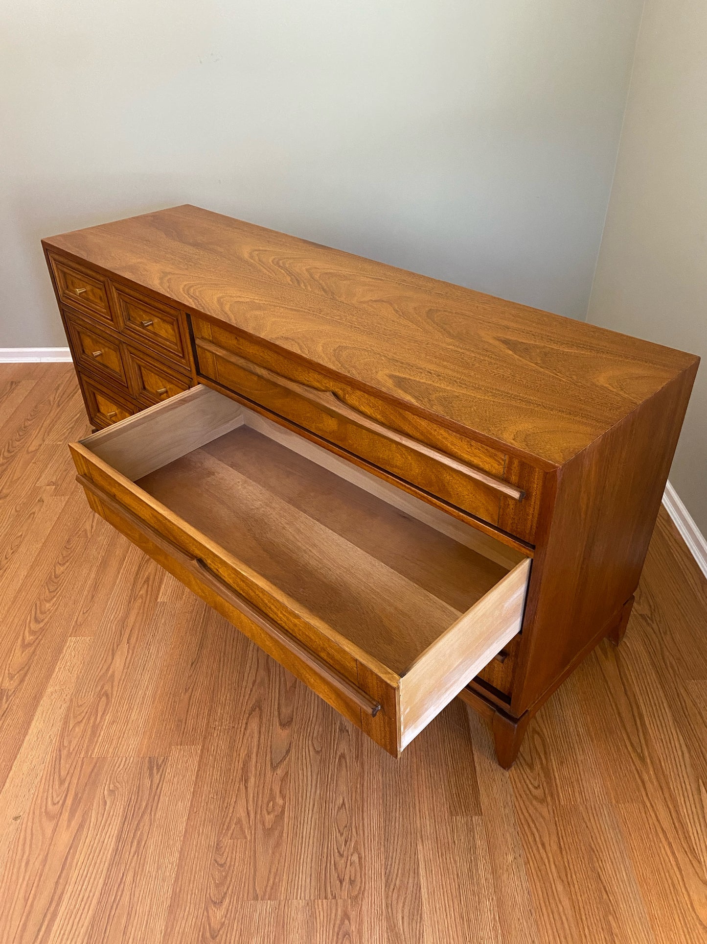 Mid Century Modern 6 Drawer Dresser with Burl Accents and Bespoke Drawer Pulls OOAK by Pepplers