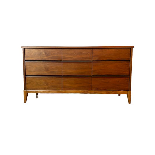 Vintage Mid-century Modern 9 Drawer Dresser by Peppler's